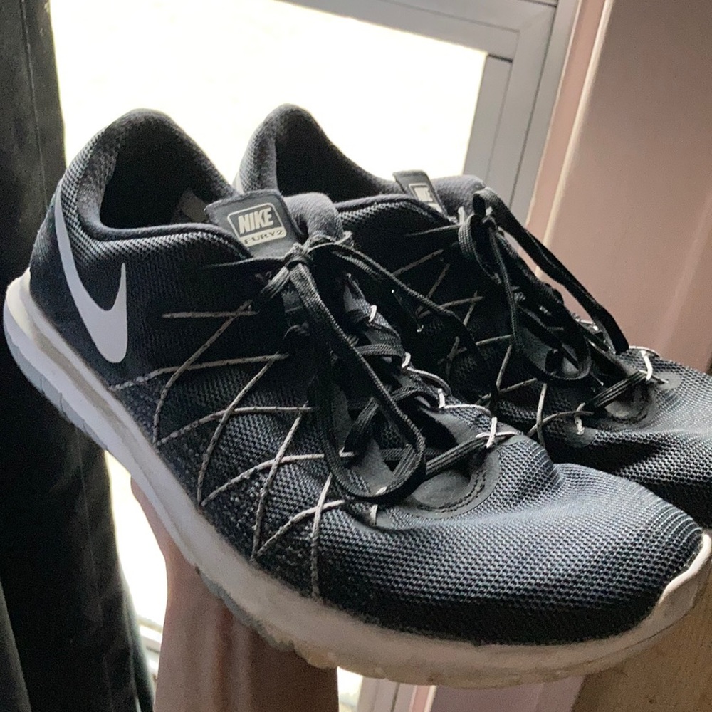 Nike Fury 2 flex running shoes